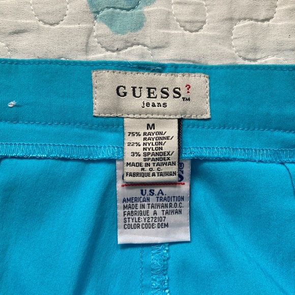 Vintage 00s Guess Sky Blue Capris 🦋 - Picture 6 of 7